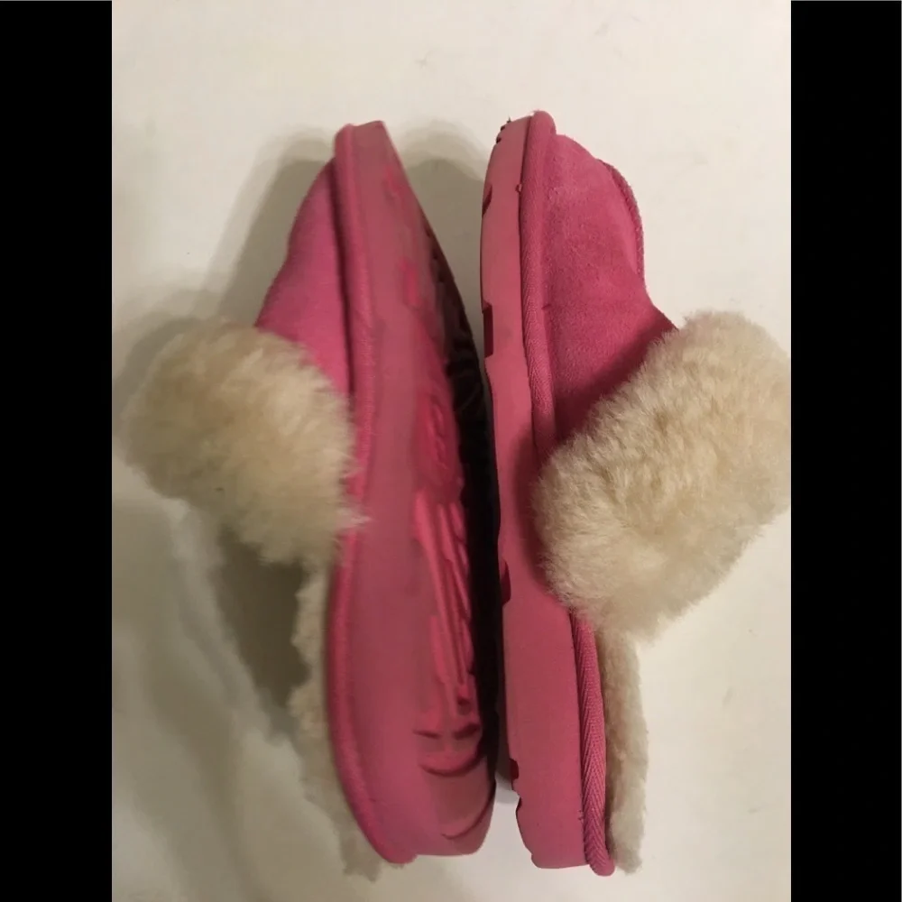 UGG Girls Cozy II Pink Slippers